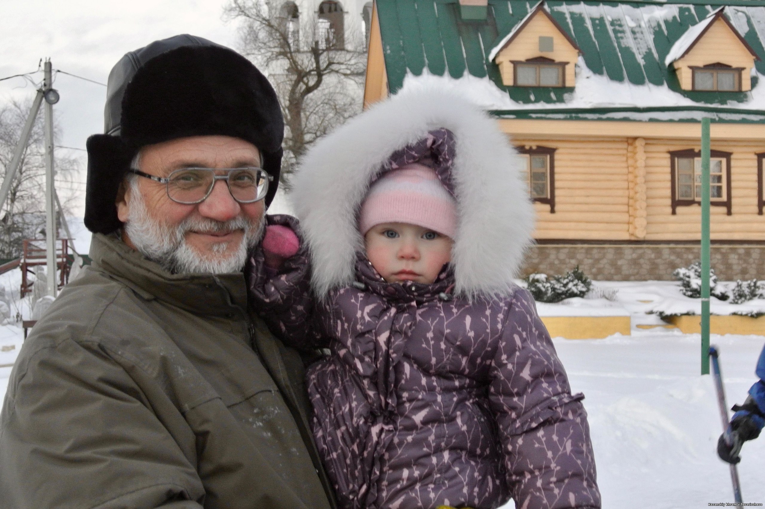 На приходе Казанского храма в деревне Товарищево открыли хоккейный сезон