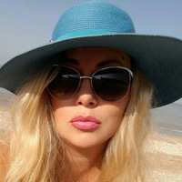 Лена Голлоева