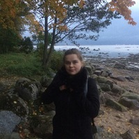 Надя Максимова