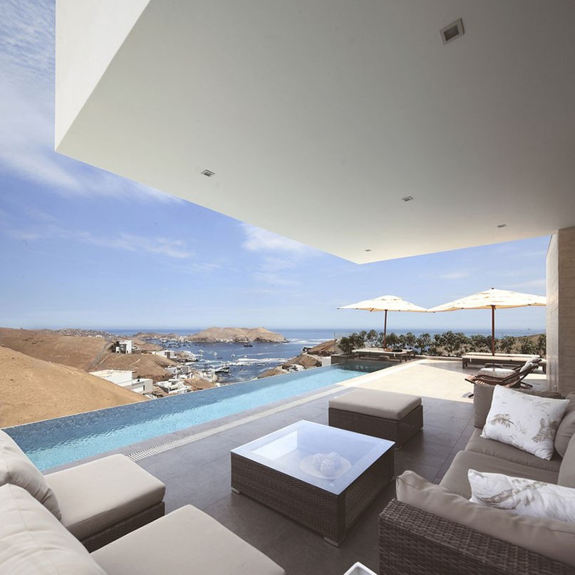 Архитектурная студия их Перу Domenack Arquitectos может