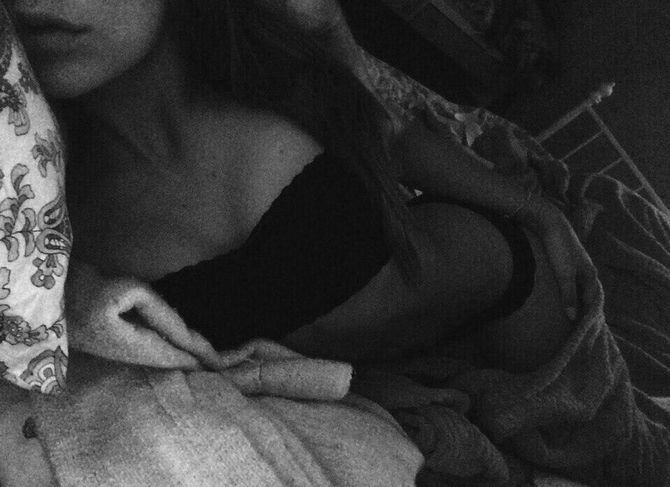 Nude hot women having sex