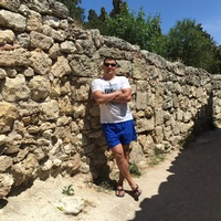 Юрий Макаров