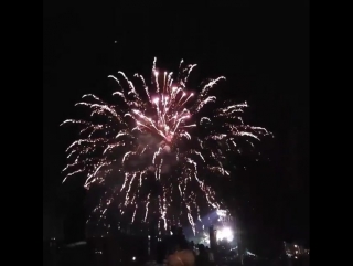 #праздничныйсалют в городе #Варна #Болгария #праздник #Feuerwerk #fireworks #салют #огненноешоу #восторг http://teremlux.com #