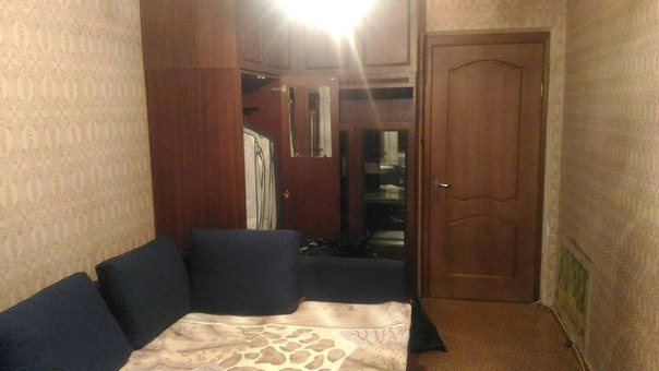 М. Бабушкинская КОМНАТА СРОЧНО!!! <br>Сдается комната в 3-х комн. кв., 20 мин. пешком до метро, 5 минут на маршрутке м.Бабушкинская, а также можно доехать на транспорте м.Медведково, Свиблово, Ботанический сад, ж/д станции Лось и Лосиноостровская. 3-й этаж 9-ти этажного дома. Комната 18 кв.м., изолирована, с застекленным балконом, закрывается на ключ. Кухня 9 кв.м. С/у раздельный. Пластиковые окна, стиральная машина, холодильник, интернет, вся необходимая мебель. Хороший район, рядом несколько парков, магазины. На длительный срок. <br>Комната 16000 руб /месяц + КУ расходники по счетчикам (свет, вода, делится на всех проживающих в квартире, получается примерно около 600р) <br>Соседи: в одной комнате одна девушка, во второй две девушки, очень приличные, чистоплотные и спокойные люди без в/п. <br>Комната сдаётся СРОЧНО!!! <br>Комиссии нет! <br>Депозит можно разделить на пару месяцев. <br>СОБСТВЕННИК. БЕЗ ПОСРЕДНИКОВ. - фото Фото: М. Бабушкинская КОМНАТА СРОЧНО!!! <br>Сдается комната в 3-х комн. кв., 20 мин. пешком до метро, 5 минут на маршрутке м.Бабушкинская, а также можно доехать на транспорте м.Медведково, Свиблово, Ботанический сад, ж/д станции Лось и Лосиноостровская. 3-й этаж 9-ти этажного дома. Комната 18 кв.м., изолирована, с застекленным балконом, закрывается на ключ. Кухня 9 кв.м. С/у раздельный. Пластиковые окна, стиральная машина, холодильник, интернет, вся необходимая мебель. Хороший район, рядом несколько парков, магазины. На длительный срок. <br>Комната 16000 руб /месяц + КУ расходники по счетчикам (свет, вода, делится на всех проживающих в квартире, получается примерно около 600р) <br>Соседи: в одной комнате одна девушка, во второй две девушки, очень приличные, чистоплотные и спокойные люди без в/п. <br>Комната сдаётся СРОЧНО!!! <br>Комиссии нет! <br>Депозит можно разделить на пару месяцев. <br>СОБСТВЕННИК. БЕЗ ПОСРЕДНИКОВ.