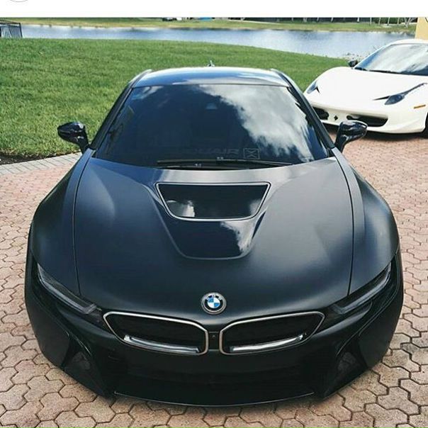 #BMW i8
