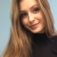 Анна Максикова