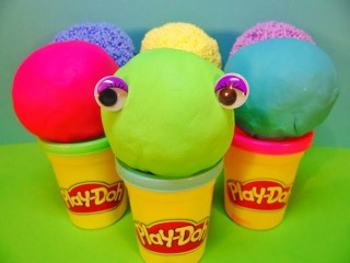 Play-doh Kinder Surprise eggs and toys! Cut the rope,Masha and the bear,Dasha explorer,Frozen Disney