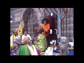 видео Sri Sathya Sai Baba.GANESH CHATURTHI SPECIAL BHAJAN AND DARSHAN - In the Presence of Our Beloved Lord Sri Sathya Sai Baba