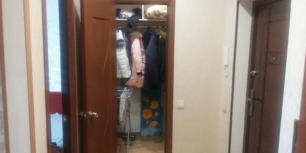 СДАМ В уютную ,чистую, комфортную для жизни однокомнатную квартиру ищу одну чистоплотную и аккуратную девушку для подселения. Квартира в новостройке, имеется все для проживания. Телевизор, стиральная машинка, микроволновая печь, холодильник, посудомоечная машинка, красивый стеклянный балкон, гардеробная. Вообщем все для уютной жизни! Проживает одна девушка. Главное для меня ПОРЯДОК,ЧИСТОТА и УЮТ. А в остальном сойдемся)))От метро Домодедовская 10-15мин на маршрутке, которые стоят около метро. Девченки, район реально клевый, чистый воздух, недалеко от дома большой лес, где можно всегда отдохнуть, также поблизости имеется водоем! Все подробности по телефону .Арендная плата 12500 +12500 депозит за последний месяц, можно разбить на два месяца ,коммуналка входит.: Бытовая техника. Есть: Плита, Микроволновка, Холодильник, Стиральная машина, Wi-Fi, Телевизор, Кабельное / цифровое ТВ <br> Звоните в любое время.(заселение с 14 октября) <br>Адрес: Москва, Василия Молокова дом 13 (м. Домодедовская) <br>8 909 160 49 95 Алена - фото Фото: СДАМ В уютную ,чистую, комфортную для жизни однокомнатную квартиру ищу одну чистоплотную и аккуратную девушку для подселения. Квартира в новостройке, имеется все для проживания. Телевизор, стиральная машинка, микроволновая печь, холодильник, посудомоечная машинка, красивый стеклянный балкон, гардеробная. Вообщем все для уютной жизни! Проживает одна девушка. Главное для меня ПОРЯДОК,ЧИСТОТА и УЮТ. А в остальном сойдемся)))От метро Домодедовская 10-15мин на маршрутке, которые стоят около метро. Девченки, район реально клевый, чистый воздух, недалеко от дома большой лес, где можно всегда отдохнуть, также поблизости имеется водоем! Все подробности по телефону .Арендная плата 12500 +12500 депозит за последний месяц, можно разбить на два месяца ,коммуналка входит.: Бытовая техника. Есть: Плита, Микроволновка, Холодильник, Стиральная машина, Wi-Fi, Телевизор, Кабельное / цифровое ТВ <br> Звоните в любое время.(заселение с 14 октября) <br>Адрес: Москва, Василия Молокова дом 13 (м. Домодедовская) <br>8 909 160 49 95 Алена