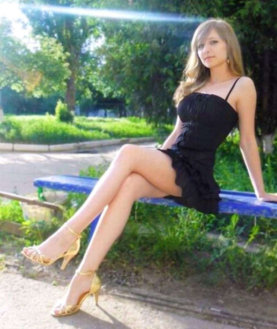 Non nude young girls megasite
