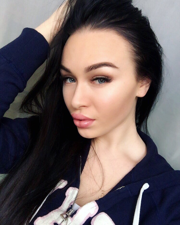 Юлия Белоусова