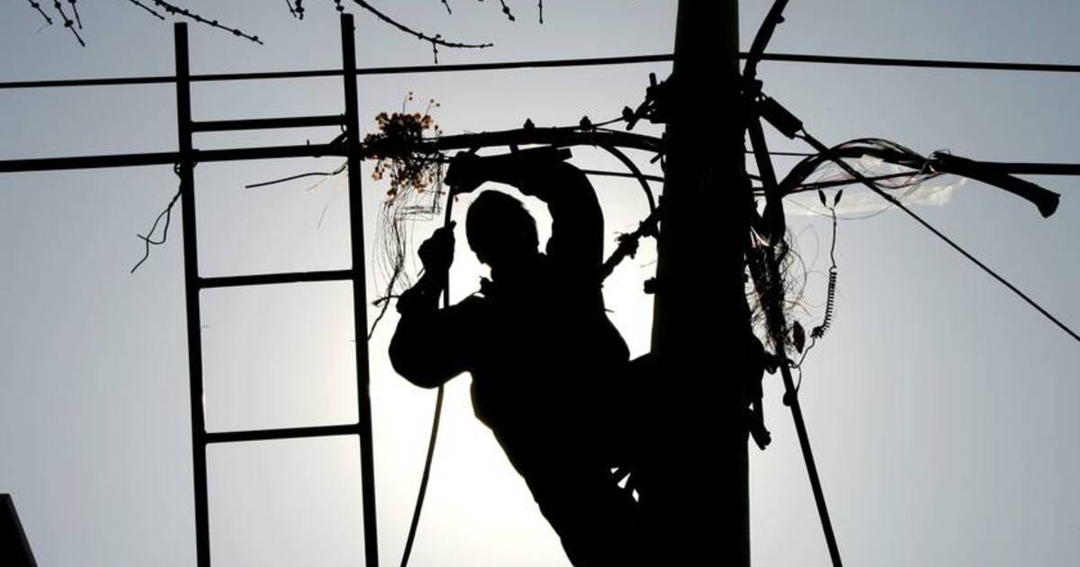 Более 1000 домов остались без электричества в Прикубанском районе