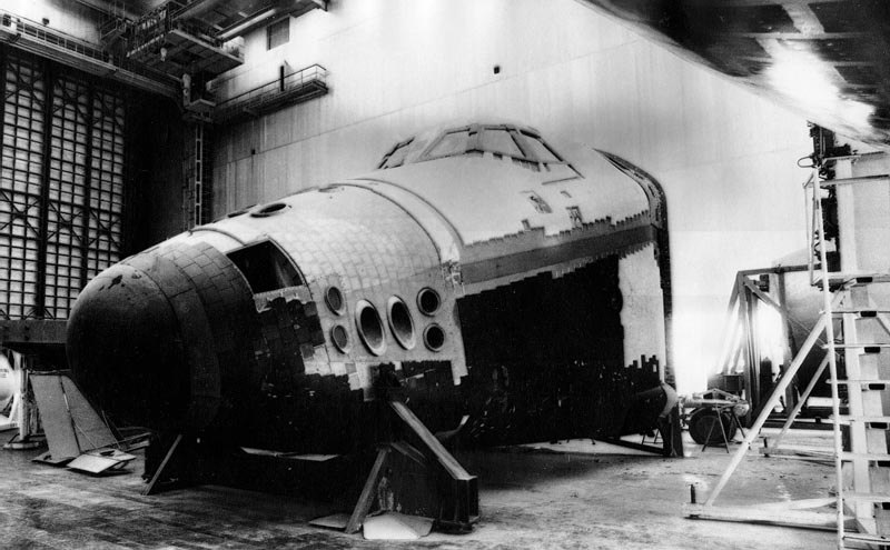 Носовая часть шаттла