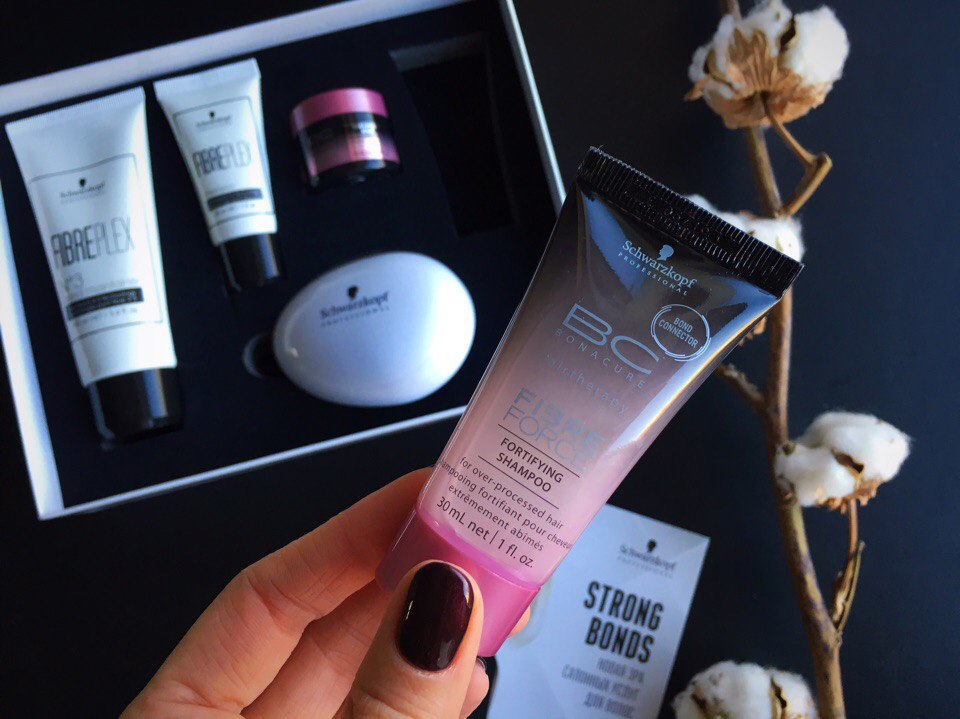 БОНДИНГ от Schwarzkopf Professional и GlamBoxBox