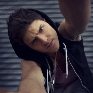 dustin tavella