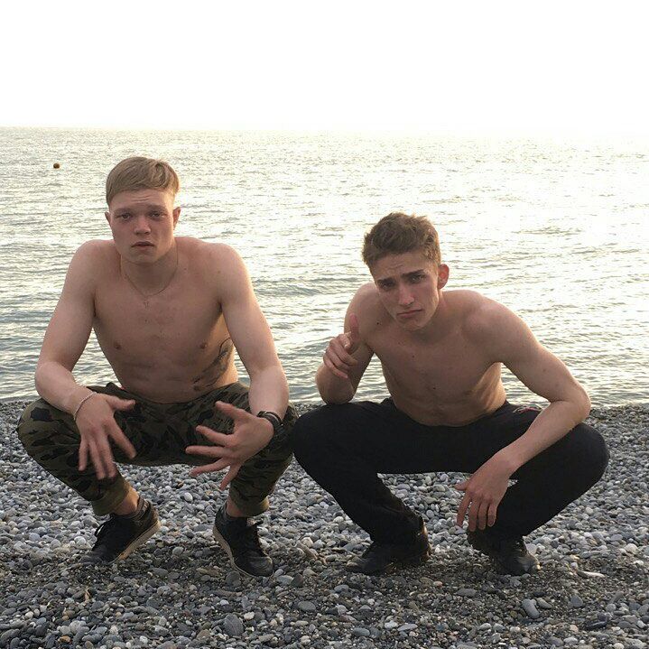 kKmloVbbvdE.jpg