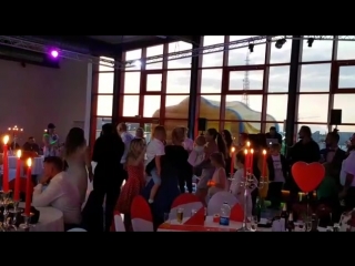 Deutsche Hochzeit Traditionen bei einer deutschen Hochzeit sind vielen noch bekannt. Manche sind heute zwar nicht mehr so geläu