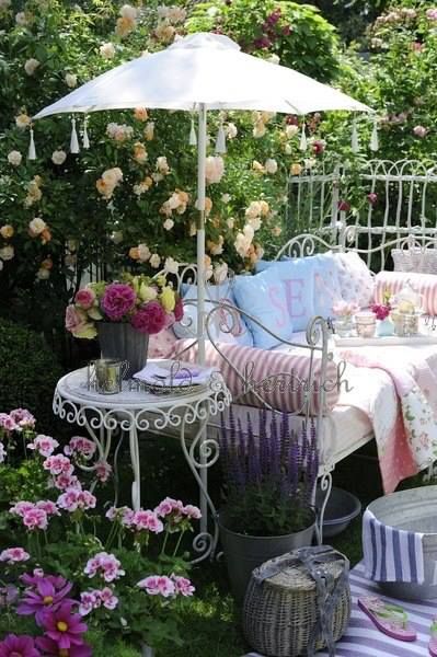 Цветущий #shabby сад 