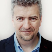 Антон Шаповалов