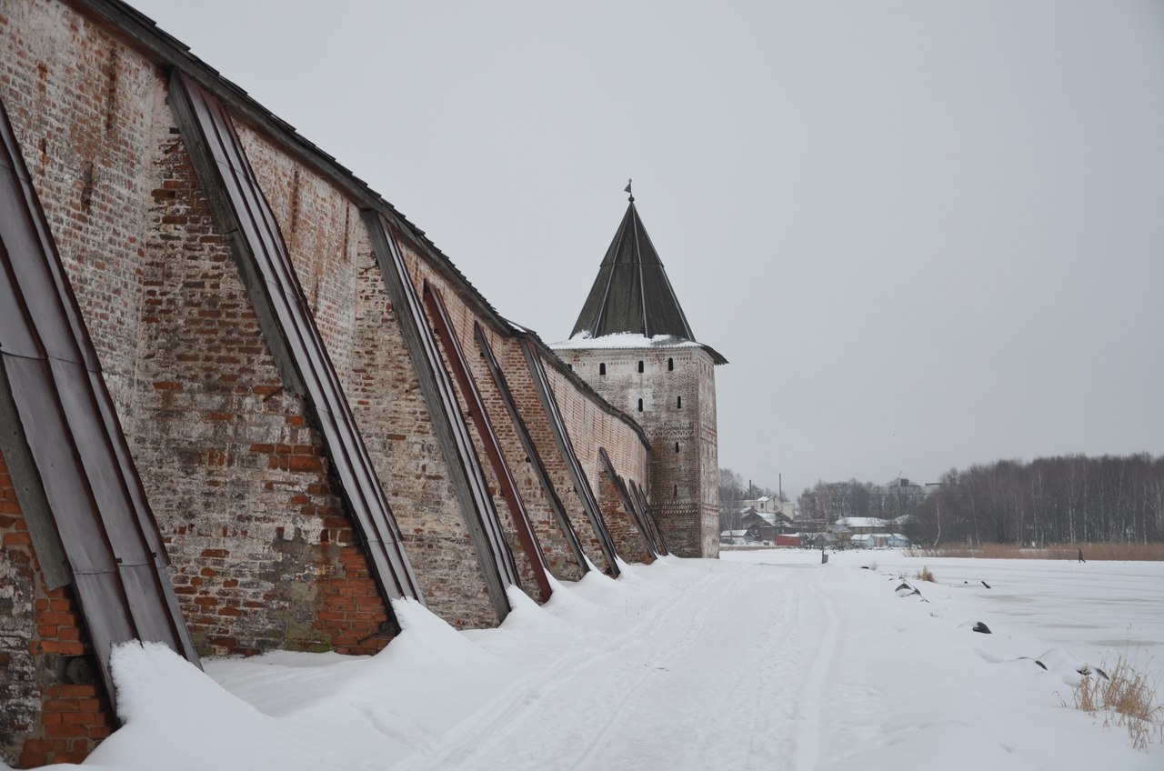 DbGe4lZvS8s Кириллов и Кирилло-Белозерский монастырь