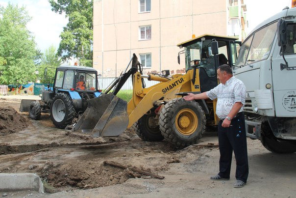 Усть-Илимские дворы начинают преображаться