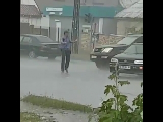 Человек, который работает для народа