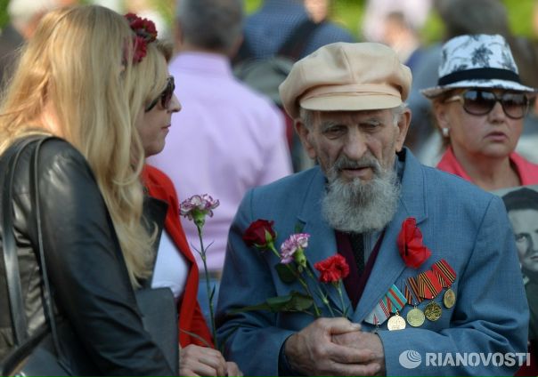 Горюйте, возлагайте цветы: Аваков 