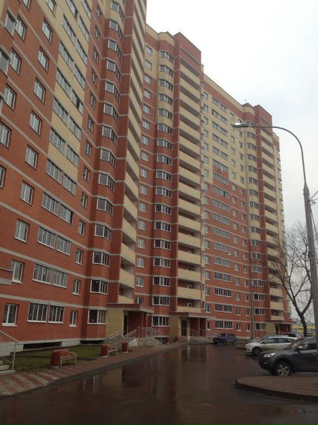 Фото: Собственник! Без комиссии!<br>Сдается комната-студия на длительный период. <br>Московская обл., г. Щелково, Фряновское ш., 64 к 3, ЖК 