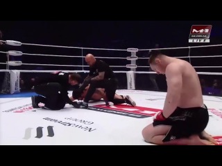 Тяжелый нокаут в бою Антон Вязигин vs Заур Гаджибабаев