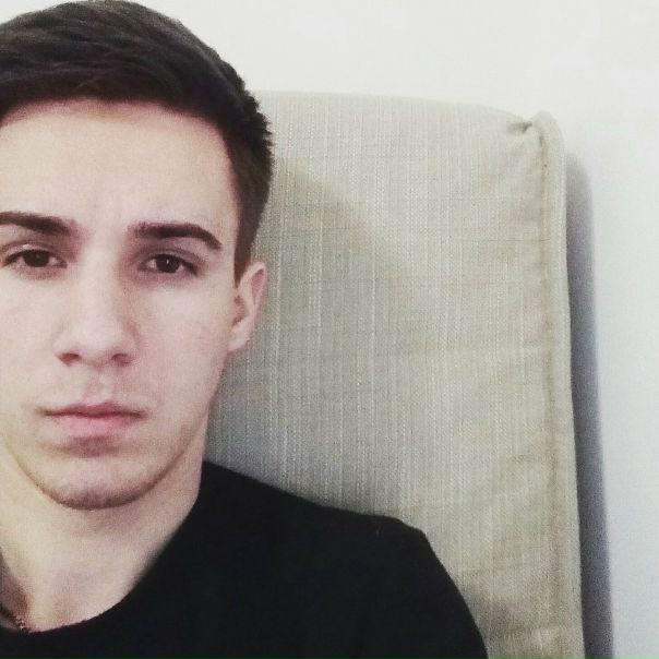 Привет всем. Меня зовут Сергей, я адекватный и плате <br>же способный парень. Я ищу 1-ую квартиру или студию на долгосрочный период с 31 января. В приоритете пешая доступность до метро Беляево или ближайшие к ней станции оранжевой ветки. В квартире должна быть кровать, моп в хорошем состоянии и конечно же кухня должна быть такая, что бы на ней было приятно готовить, наличие балкона или лоджии будет только плюсом. Никаких ковров. К временному месту жительства отношусь всегда как к своему, все будет чисто и порядок, детей и животных нет. Материальная составляющая 30к месяц.<br> Плотников - фото Фото: Привет всем. Меня зовут Сергей, я адекватный и плате <br>же способный парень. Я ищу 1-ую квартиру или студию на долгосрочный период с 31 января. В приоритете пешая доступность до метро Беляево или ближайшие к ней станции оранжевой ветки. В квартире должна быть кровать, моп в хорошем состоянии и конечно же кухня должна быть такая, что бы на ней было приятно готовить, наличие балкона или лоджии будет только плюсом. Никаких ковров. К временному месту жительства отношусь всегда как к своему, все будет чисто и порядок, детей и животных нет. Материальная составляющая 30к месяц.<br> Плотников