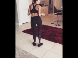 Ariana Marie пляшет и крутит попкой