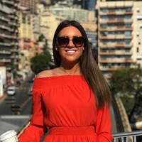 Оленька Солуданова