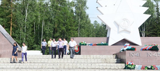 Делегация областного Заксобрания посетила Усть-Илимск Делегация областного Заксобрания посетила Усть-Илимск