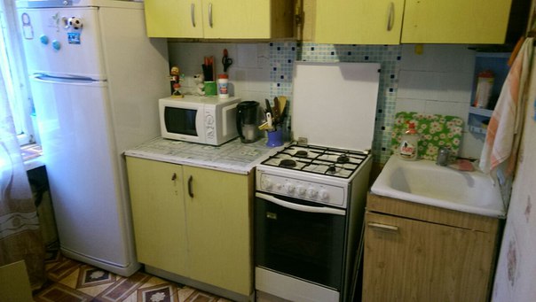 Сдаю 2-х комн. квартиру с 01 декабря , 54 кв.м, 1 этаж 5-ти эт. кирпичного дома. Метро Бувар Рокоссовского или Преображенская площадь,5 мин. транспортом или 10-15 мин.пешком. Комнаты изолир. (далеко друг от друга) 19+15, кухня 8, с/у раздельный. Техника: холодильник, стир. машина, микроволновая печь- все новое,два телевизора, инет, телефон, вся необходимая мебель есть. Стоимость 33000 в мес.+ вода, свет, инет.Залог 30000 (Можно разбить на три части)<br>Рассматриваю семейную пару,можно с детьми от 7 лет.89295998953 - фото Фото: Сдаю 2-х комн. квартиру с 01 декабря , 54 кв.м, 1 этаж 5-ти эт. кирпичного дома. Метро Бувар Рокоссовского или Преображенская площадь,5 мин. транспортом или 10-15 мин.пешком. Комнаты изолир. (далеко друг от друга) 19+15, кухня 8, с/у раздельный. Техника: холодильник, стир. машина, микроволновая печь- все новое,два телевизора, инет, телефон, вся необходимая мебель есть. Стоимость 33000 в мес.+ вода, свет, инет.Залог 30000 (Можно разбить на три части)<br>Рассматриваю семейную пару,можно с детьми от 7 лет.89295998953