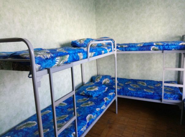 Сдам койко-место в 3-х комнатной квартире. Без залога и комиссии. В шаговой доступности от метро БАУМАНСКАЯ 3 мин. пешком. С/У раздельный, Wi-Fi, холодильник, стиральная машина, утюг, микроволновая печь. Есть вся необходимая посуда.Развитая инфраструктура, рядом магазины Дикси, Лента, Фитнес центр. Оплата по факту заселения. У нас действует сухой закон. Предоставляются гарантии-заключается договор, пишется расписка. В стоимость включены все коммунальные услуги. Звонить с 7:00 до 22:00 <br>Оплата: <br>Неделя-2500 <br>Месяц-8000 <br>По всем вопросам 8-903-013-04-68 - фото Фото: Сдам койко-место в 3-х комнатной квартире. Без залога и комиссии. В шаговой доступности от метро БАУМАНСКАЯ 3 мин. пешком. С/У раздельный, Wi-Fi, холодильник, стиральная машина, утюг, микроволновая печь. Есть вся необходимая посуда.Развитая инфраструктура, рядом магазины Дикси, Лента, Фитнес центр. Оплата по факту заселения. У нас действует сухой закон. Предоставляются гарантии-заключается договор, пишется расписка. В стоимость включены все коммунальные услуги. Звонить с 7:00 до 22:00 <br>Оплата: <br>Неделя-2500 <br>Месяц-8000 <br>По всем вопросам 8-903-013-04-68