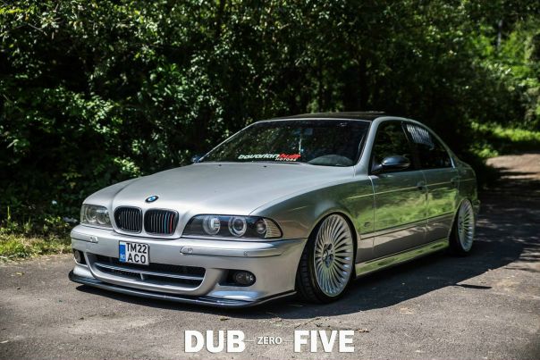 #BMW 5-Series (E39) lowered