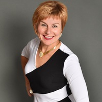 Лариса Коссар