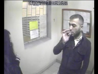 Нападение насильника на девушку в подъезде. Попытка изнасилования. Отбилась ножом