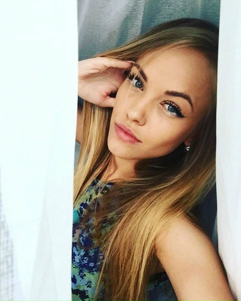 Фото: Всем привет!!! Ищу комнату!!! <br>Внимание С 20 февраля !!! <br>В пешей доступности от метро!!! <br>Не бабушкин вариант!!! <br>Все предложения в ЛС!!! <br>