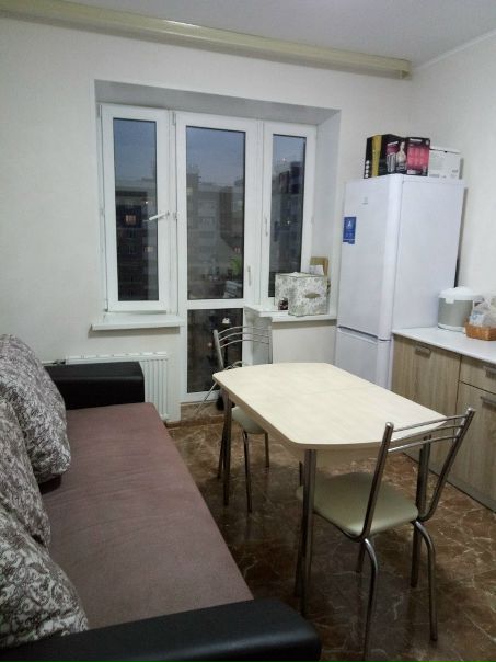 Сдаю 1-комн. квартиру 38кв.м в новом доме в Люберцах (Люберцы - 2016 ЖК Самолет), ул. Дружбы, в квартире есть все необходимое для проживания,во дворе школа, садик, магазины, детские и спортивные площадки, м. Выхино(15-20мин), м. Новокосино, ст. Люберцы, 20тыс+кварплата, Депозит 20тыс, можно поделить на 2 месяца, тел. 89875750852<br> Надежда - фото Фото: Сдаю 1-комн. квартиру 38кв.м в новом доме в Люберцах (Люберцы - 2016 ЖК Самолет), ул. Дружбы, в квартире есть все необходимое для проживания,во дворе школа, садик, магазины, детские и спортивные площадки, м. Выхино(15-20мин), м. Новокосино, ст. Люберцы, 20тыс+кварплата, Депозит 20тыс, можно поделить на 2 месяца, тел. 89875750852<br> Надежда