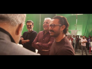 Aamir Khan Gives The