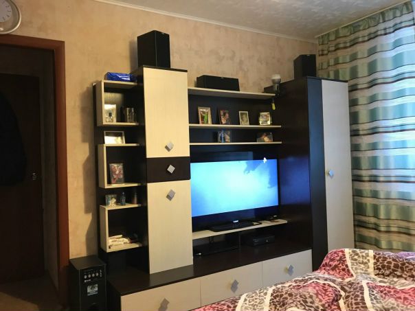 пр. Просвещения 84 к. 1<br><br>Предлагаем в аренду 2х к.квартиру, 45 кв.м, комнаты изолированные 15+ 13 кв.м., кухня 7 кв.м.2-й этаж, ст/пак., лоджия застеклена, есть вся бытовая техника. От метро Гражд.пр. 5 мин.пешк.<br>Сдается с 10 октября. <br>28 000 + к.у.залог 100%, комиссия 60% - фото Фото: пр. Просвещения 84 к. 1<br><br>Предлагаем в аренду 2х к.квартиру, 45 кв.м, комнаты изолированные 15+ 13 кв.м., кухня 7 кв.м.2-й этаж, ст/пак., лоджия застеклена, есть вся бытовая техника. От метро Гражд.пр. 5 мин.пешк.<br>Сдается с 10 октября. <br>28 000 + к.у.залог 100%, комиссия 60%