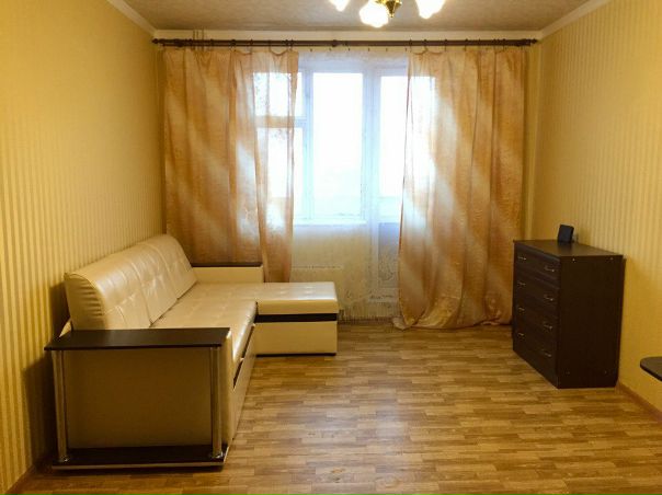 Собственник. Сдам 2-х комнатную квартиру на длительный срок. В пешей доступности от метро Ховрино (15 минут). Этаж 11/17. Площадь квартиры: 52 м. Комнаты: 12 м. и 19 м. Кухня: 10 м. Комнаты изолированные. Балкон есть. <br>Цена: 40 тыс. + коммуналка (свет/вода). Рядом: Пятёрочка, Дикси, Магнит. Без животных! Депозит 40.000, можно разбить. <br>Квартира полностью готова к заезду. Заключаем договор.<br>Все вопросы в лс <br> Панферова - фото Фото: Собственник. Сдам 2-х комнатную квартиру на длительный срок. В пешей доступности от метро Ховрино (15 минут). Этаж 11/17. Площадь квартиры: 52 м. Комнаты: 12 м. и 19 м. Кухня: 10 м. Комнаты изолированные. Балкон есть. <br>Цена: 40 тыс. + коммуналка (свет/вода). Рядом: Пятёрочка, Дикси, Магнит. Без животных! Депозит 40.000, можно разбить. <br>Квартира полностью готова к заезду. Заключаем договор.<br>Все вопросы в лс <br> Панферова