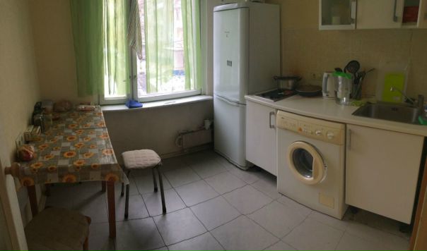 Сдается комната в 3х к. квартире <br>Москва, м. Тёплый стан <br>15000р /мес <br>Желательно девушка, до 30лет, без вредных привычек, русская. <br>В других комнатах проживают девушка и парень с девушкой. Все спокойные, без шумных компаний, животных нет. <br>Есть всё необходимое для быта - стиралка, микроволновка и т.д. Комната самая большая, с балконом.<br>Вопросы в личку<br> вчинников - фото Фото: Сдается комната в 3х к. квартире <br>Москва, м. Тёплый стан <br>15000р /мес <br>Желательно девушка, до 30лет, без вредных привычек, русская. <br>В других комнатах проживают девушка и парень с девушкой. Все спокойные, без шумных компаний, животных нет. <br>Есть всё необходимое для быта - стиралка, микроволновка и т.д. Комната самая большая, с балконом.<br>Вопросы в личку<br> вчинников