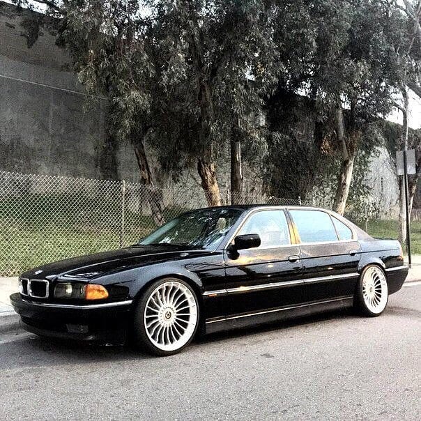 #BMW E38