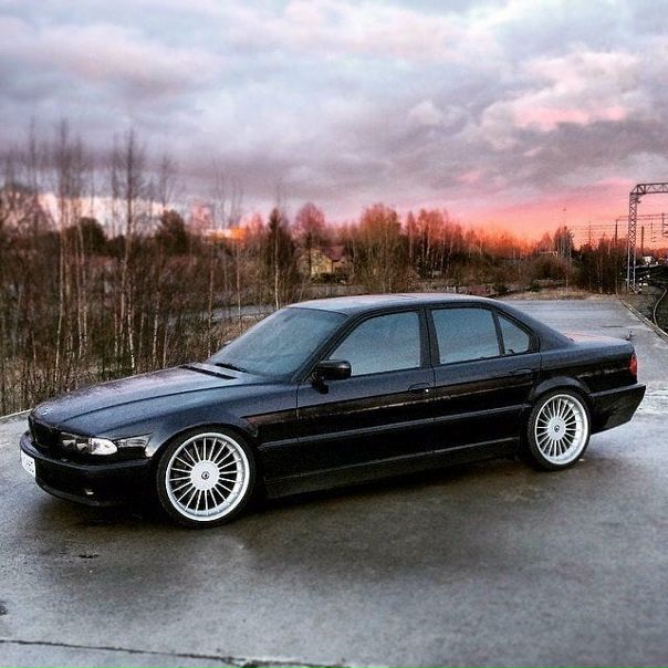 #BMW E38
