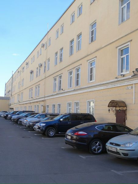 Профессора Попова ул., 23<br><br>Продается офисное помещение 222,1 м в здании класса B Круглосуточная охрана, парковка Мощность 25 кВт Вход: 2 отдельных со двора. Офисное помещение на 1 этаже, расположено на пересечении проспекта Медиков и Профессора Попова, в месте пересечения транспортных и пешеходных потоков. Второй двор, парковка - 2 паковочных места. Шаговая доступность до метро Петроградская. Кафе, ресторан, гостиница, расположены на территории БЦ. Созданы все условия для качественной и продуктивной работы персонала.<br>23 500 000 - фото Фото: Профессора Попова ул., 23<br><br>Продается офисное помещение 222,1 м в здании класса B Круглосуточная охрана, парковка Мощность 25 кВт Вход: 2 отдельных со двора. Офисное помещение на 1 этаже, расположено на пересечении проспекта Медиков и Профессора Попова, в месте пересечения транспортных и пешеходных потоков. Второй двор, парковка - 2 паковочных места. Шаговая доступность до метро Петроградская. Кафе, ресторан, гостиница, расположены на территории БЦ. Созданы все условия для качественной и продуктивной работы персонала.<br>23 500 000