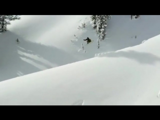 Ещё один сочный кадр из фильма #CosaNostra 🏂 #CosaNostraVideo#сноуборд #россия #сноубординг #арбор #arborsnowboards#козаностра#r