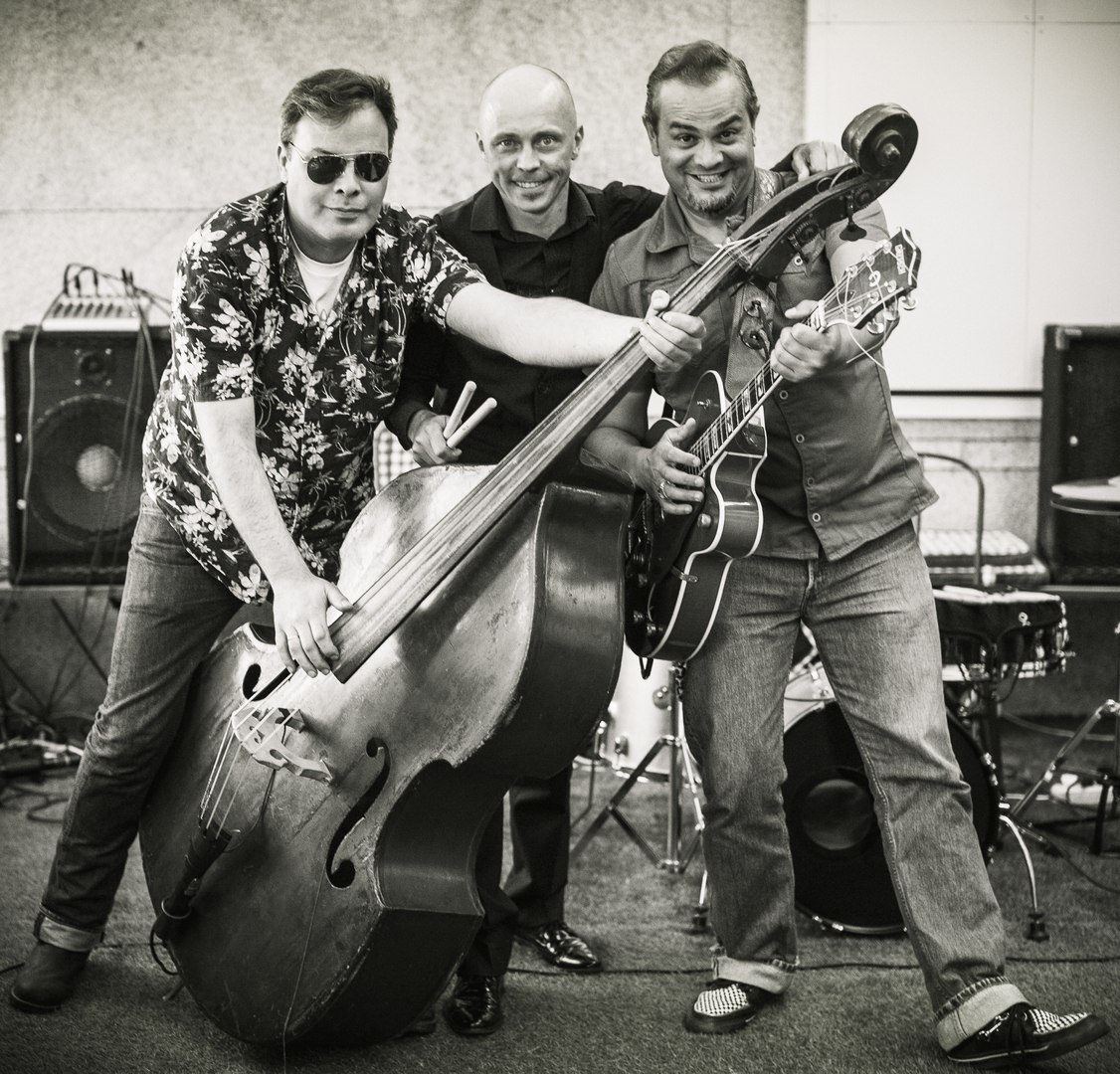 25.11 The Rattlesnakes в пабе Guns & Bears! 25.11 The Rattlesnakes в пабе Guns & Bears!