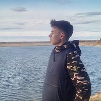 Артем Боровик